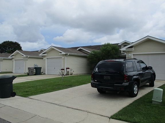 2nd image of 7898 Stonebrook Dr