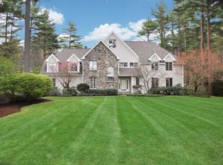 24 Draper Rd, Dover, MA 02030