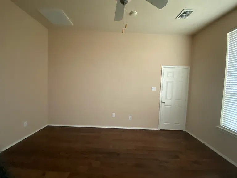 7925 Branch Hollow Trl — Photo 7