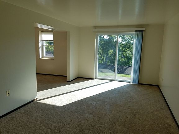 2nd image of 207 Bellwood Dr #0