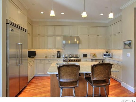5th image of 100 N Detroit St Unit 208