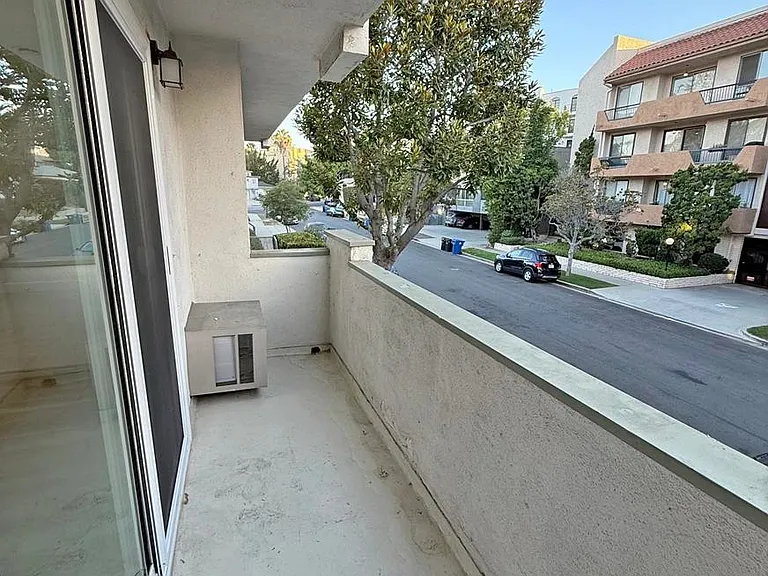 10674 Holman Ave #2 — Photo 8