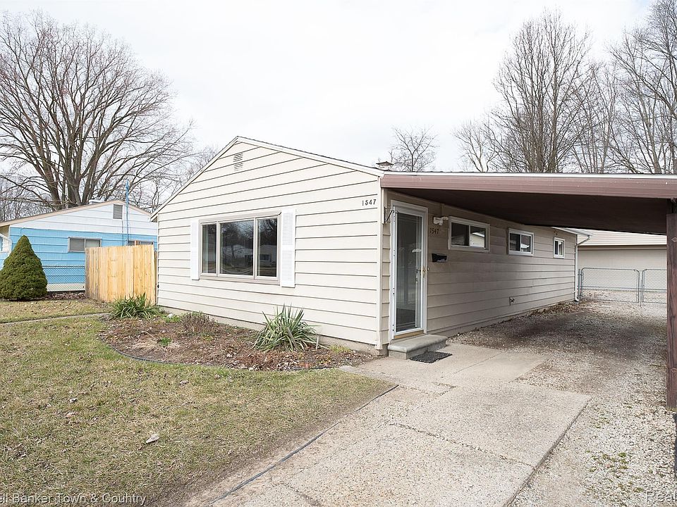 1st image of 1547 Wismer St