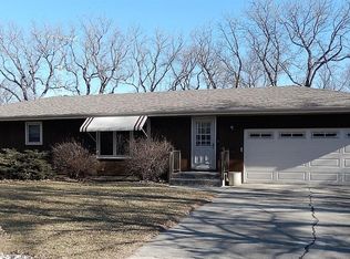 407 11th St SW, Humboldt, IA 50548