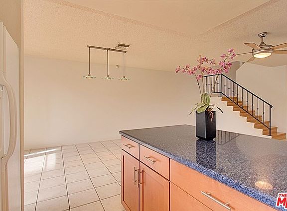 Caesarstone Counter Tops