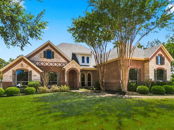 100 Woodland Dr, Aubrey, TX 76227