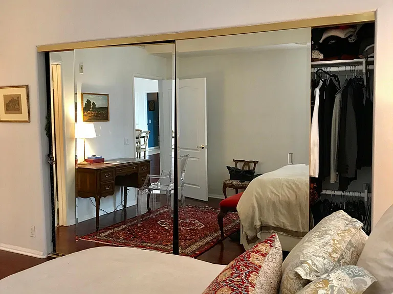 8349 Blackburn Ave #302 — Photo 64