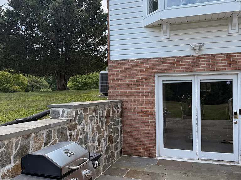 Barn Ridge Dr — Photo 6