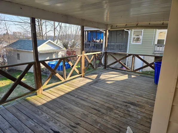 110 W Chartes St, New Castle, PA 16102