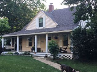 66 Dearborn Ave, Hampton, NH 03842