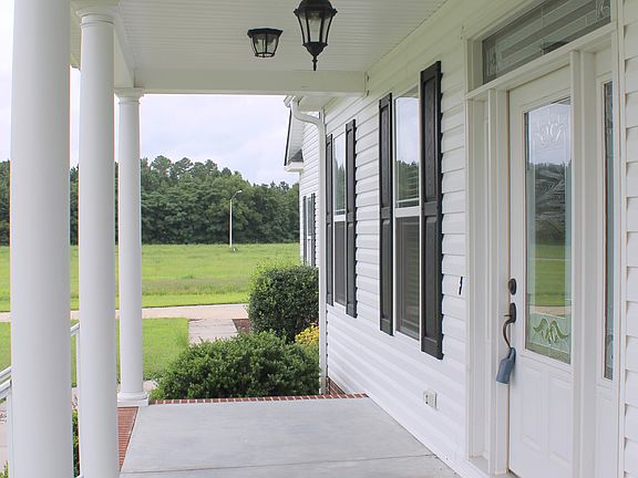 5th image of 202 Pickens Dr N