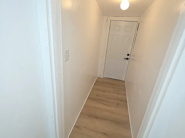 244 S Oak St #1 — Photo 25