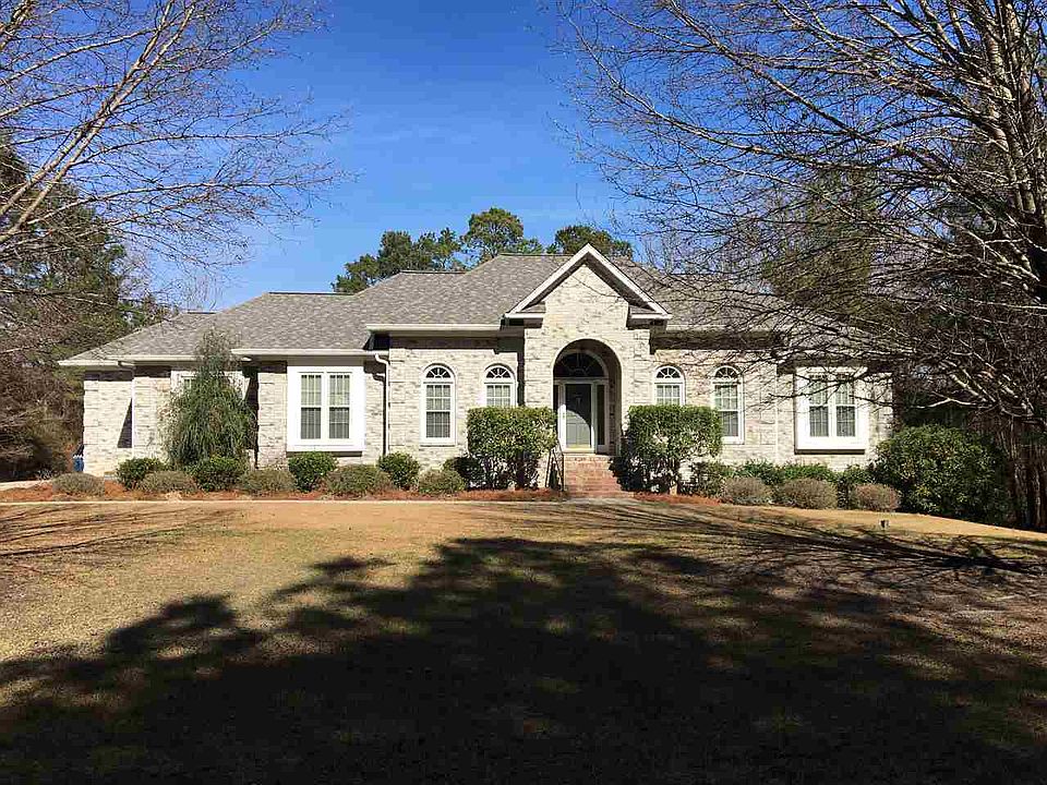 1st image of 400 Old Pond Ln
