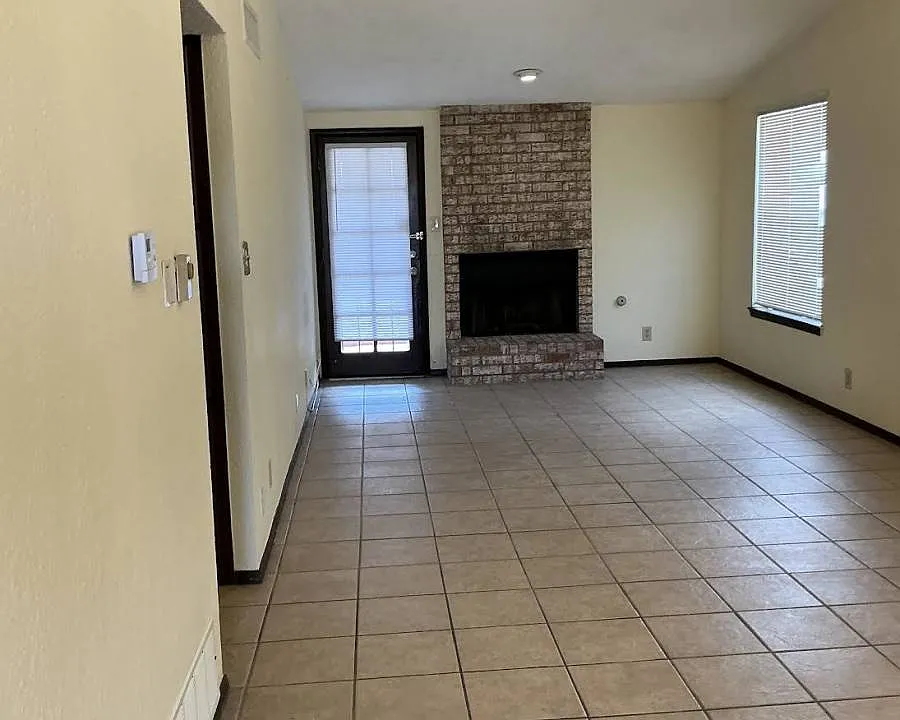 1504A Monte Sanders Ln