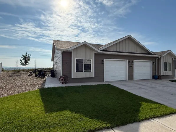 2614 Hennessy Dr #2, Rapid City, SD 57701