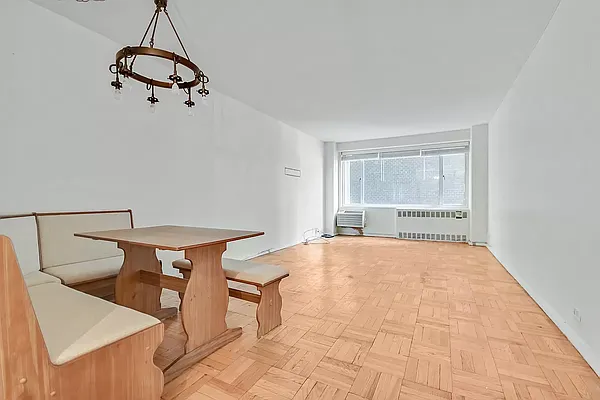 Rented by Compass | media 7