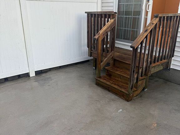 4th image of 35-37 Westwood Dr #35