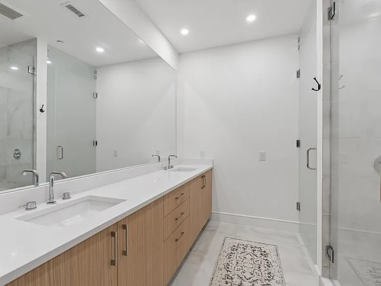 2425 Peachtree Rd NE #607 — Photo 18
