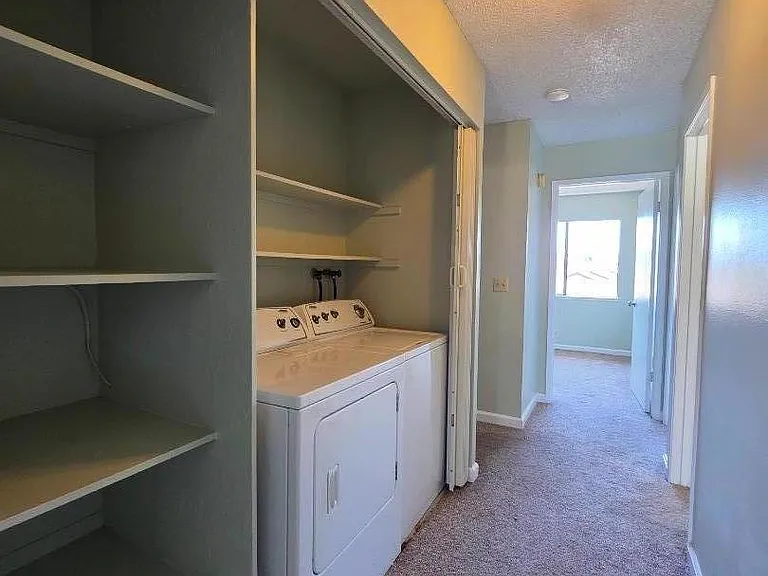 1884 Cherokee Dr #4 — Photo 6