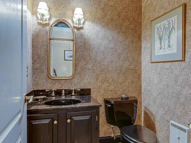 Guest Half Bathroom