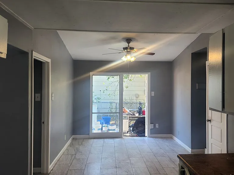 5138 Village Lawn — Photo 7