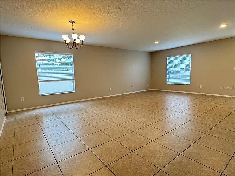 13807 Fareham Rd — Photo 6