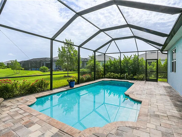 16579 Crescent Beach Way — Photo 7