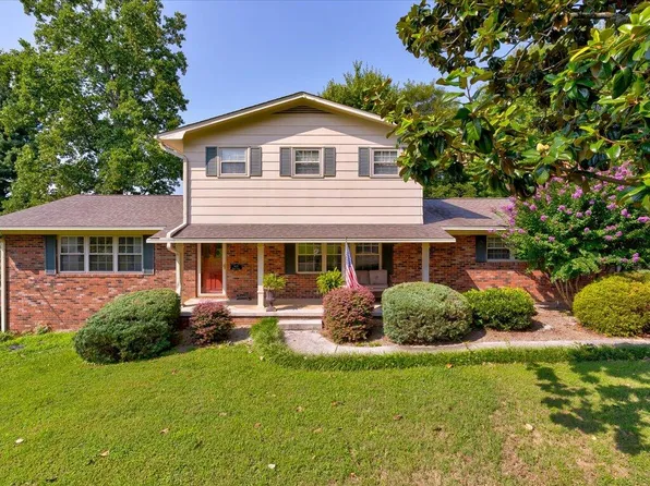 619 Barton Dr, Morristown, TN 37814