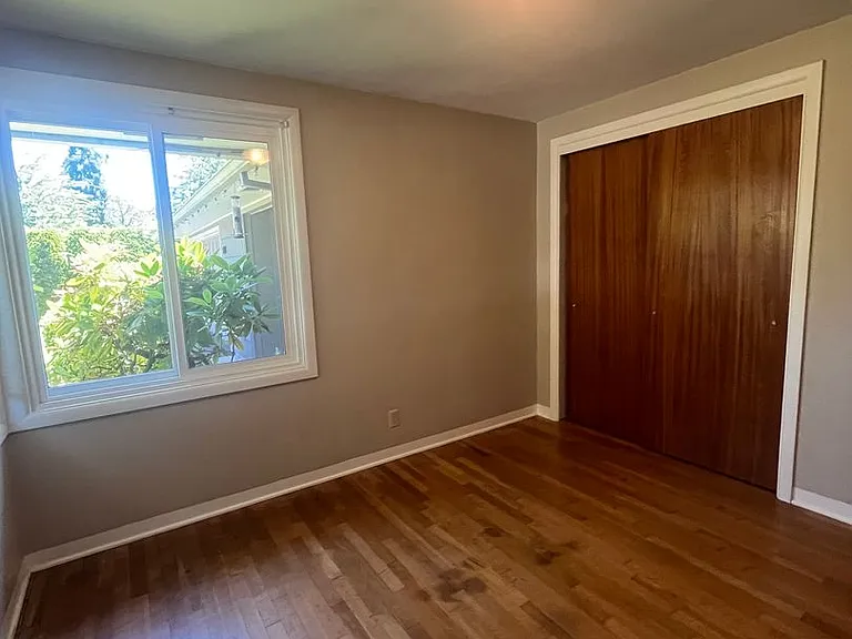 980 Sherwood Pl — Photo 15