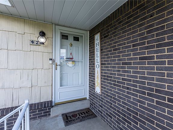 4th image of 42 Manor Rd