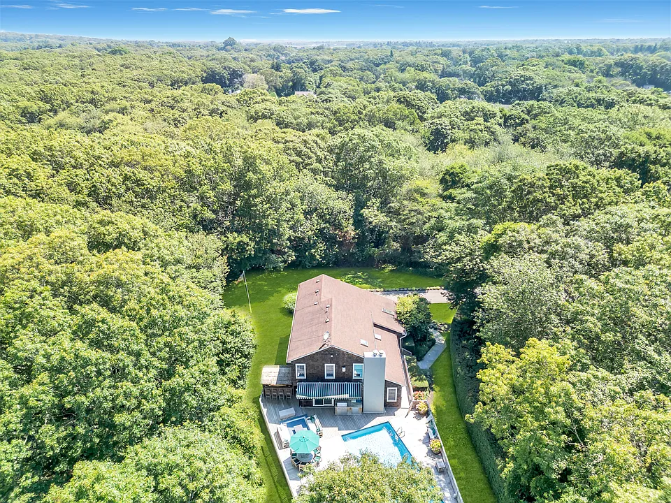 25 Broidy Ln