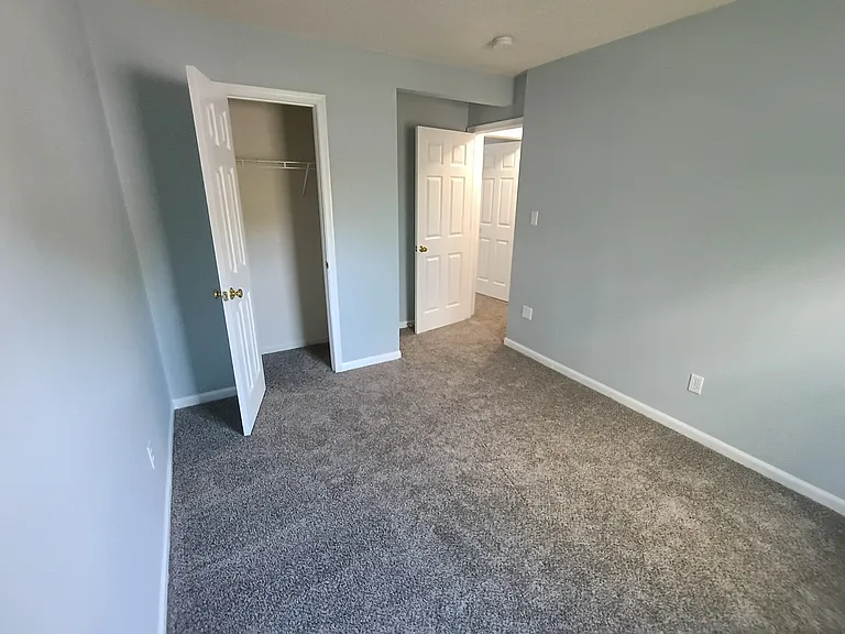 914 Sir Lionel Ct — Photo 19