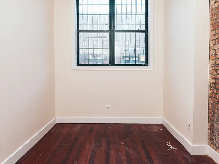 179 Knickerbocker Ave #1L — Photo 11
