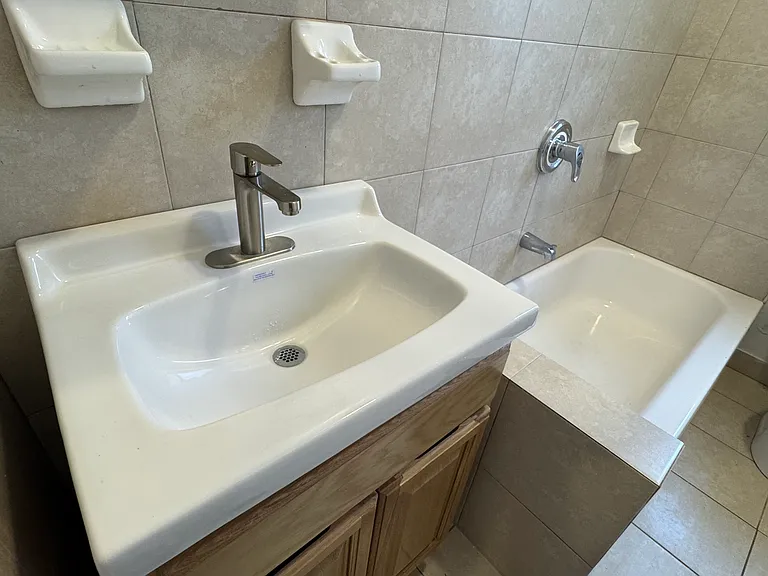 3451 Knox Pl #4B — Photo 26