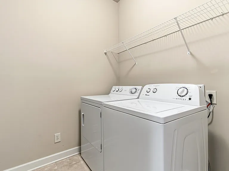 1826 Rushing Wood Dr NW — Photo 11