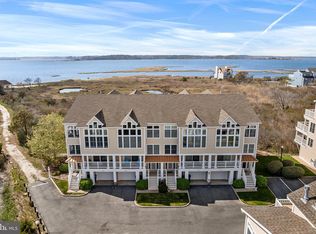 40160 Salt Meadow Dr, Fenwick Island, DE 19944