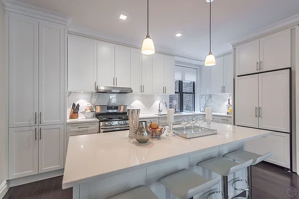 Rented by Halstead Real Estate | media 2