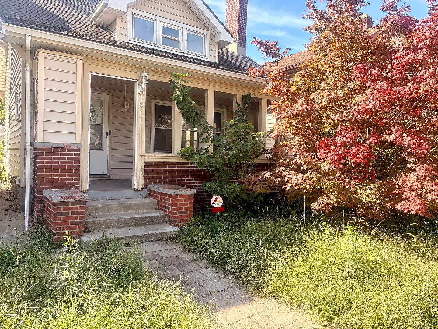 Spacious 3-Bedroom Home with Flexible Bonus Space, Basement & Detached Garage | South Linden | $1... — Photo 1