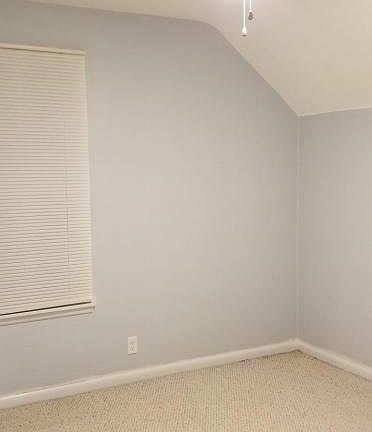 2nd image of 318 4th St SE #2