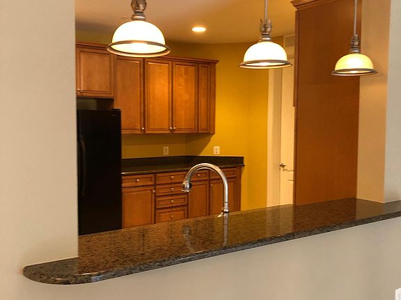 3rd image of 1915 Towne Centre Blvd Unit 709