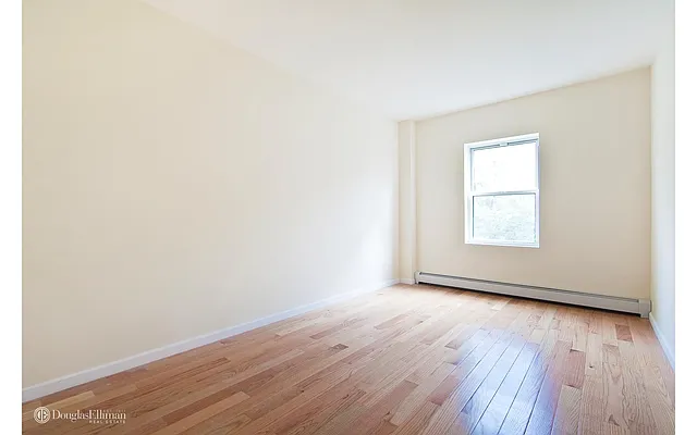 Rented by Douglas Elliman | media 23