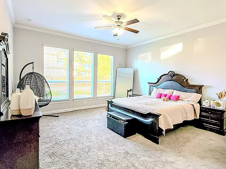 4301 Logan Ridge Dr — Photo 10