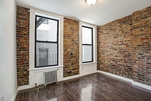 1st image of 13 Market St APT 11