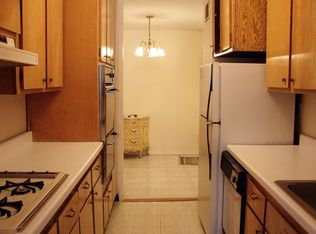 530 Valley Rd APT E3, Upper Montclair, NJ 07043