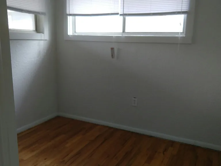 730 W 25th St #B — Photo 7