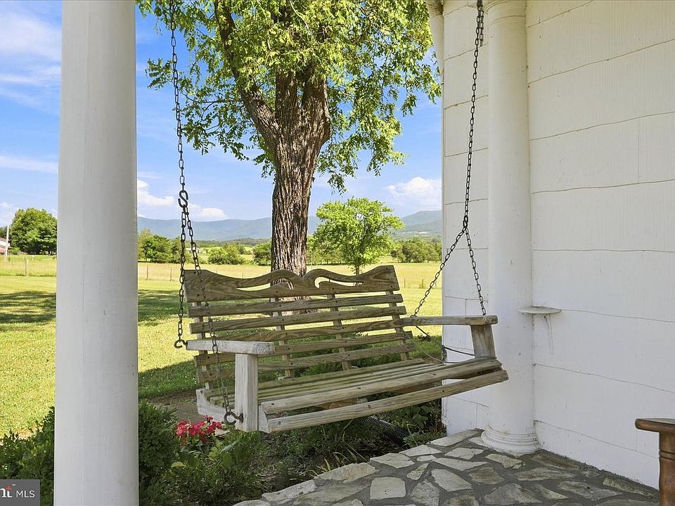 13th image of 625 Riverbend Rd