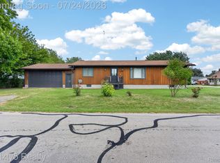 4340 Avenue A, Newport, MI 48166