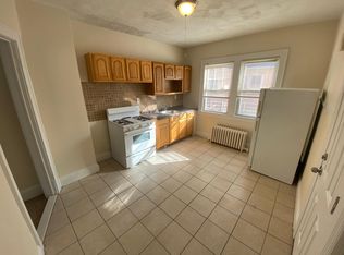 410 S 10th Ave APT 3, Mount Vernon, NY 10550