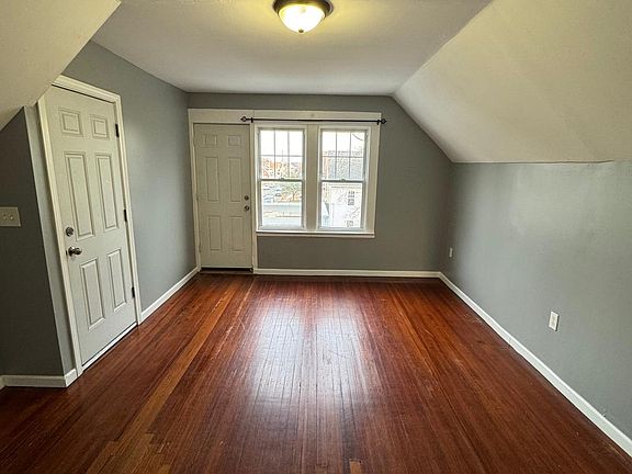 4th image of 139 Washington Ave Unit 3