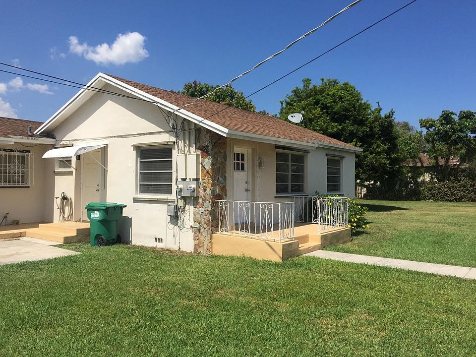 Front View, large backyard